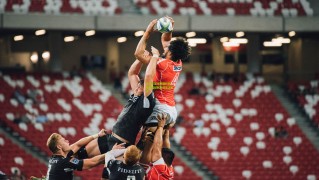 星空体育下载-三对三篮球风靡校园，草根篮球新星摇篮正形成