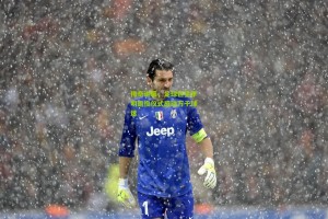 星空体育：传奇谢幕，足球巨星李明退役仪式感动万千球迷