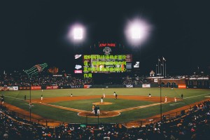 【星空体育】德利赫特终场救主显价值，曼联帅位传闻中阿莫林体系或倚重其核心作用